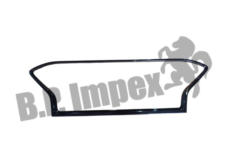PIECE-RADIATOR GRILLE